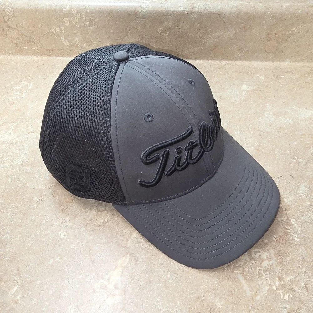 Titleist Hat Cap‎ Fitted Mens L Gray Mesh Trucker Golf Breathable Sports Logo